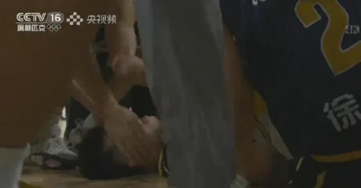 乐鱼平台-0秒绝杀!再见了,崔永熙!这才是广东队第一侧翼